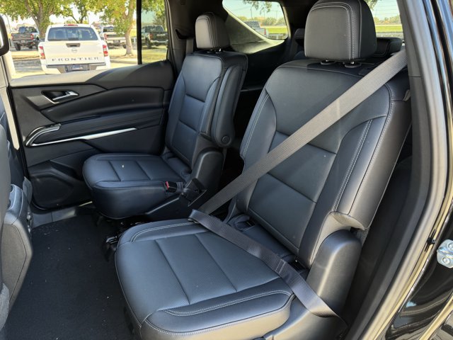 2027 Chevrolet Traverse LT - Photo 21