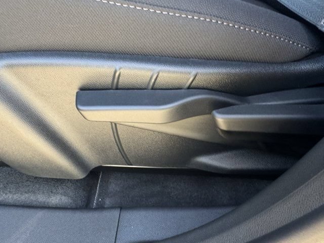 2027 Chevrolet Equinox LT - Photo 23