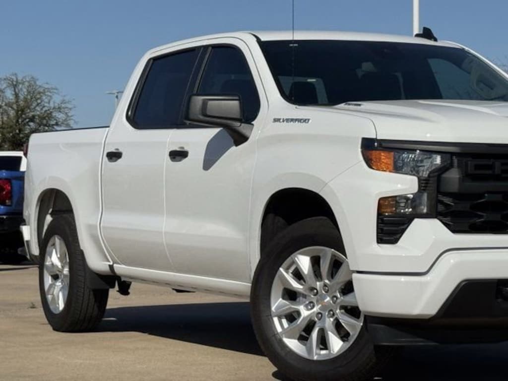 New 2026 Chevrolet Silverado 1500 Custom Truck Crew Cab