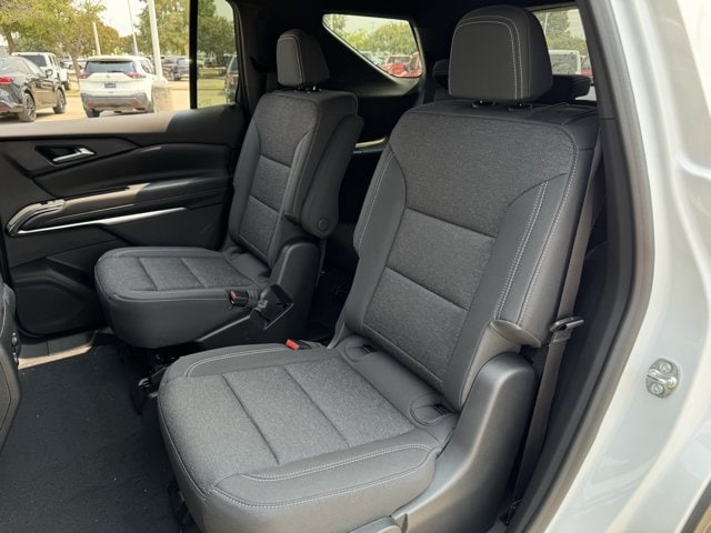 2027 Chevrolet Traverse LT - Photo 22
