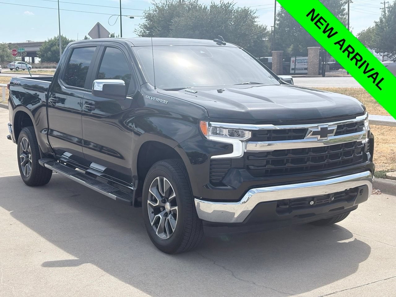 Used 2024 Chevrolet Silverado 1500 LT