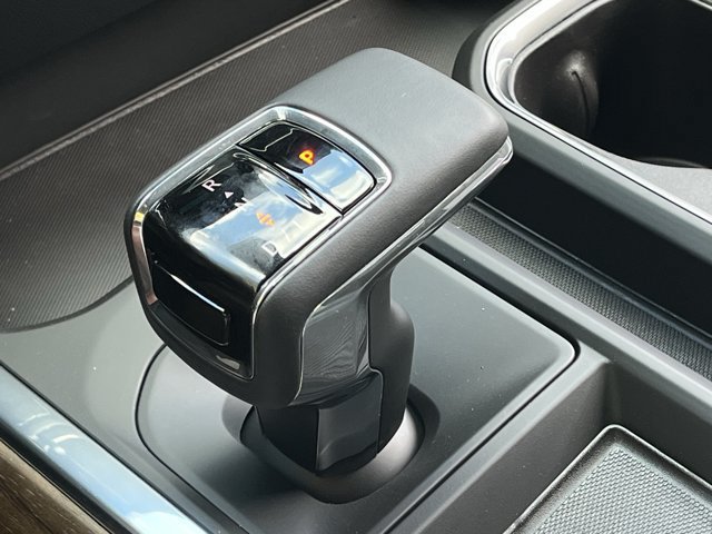 2026 Chevrolet Silverado 1500 High Country - Photo 16