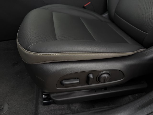 2026 Chevrolet Trax Activ - Photo 23