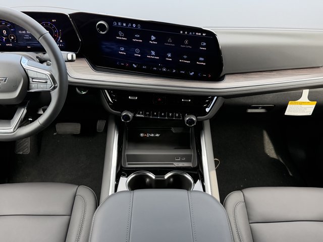 2027 Chevrolet Suburban Z71 - Photo 14