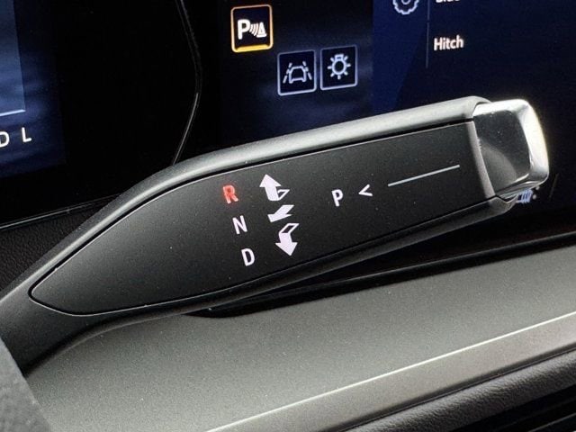 2025 Chevrolet Traverse LT - Photo 17