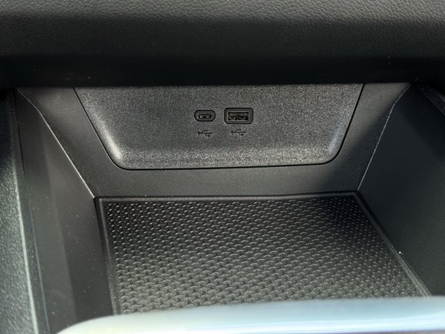 2027 Chevrolet Equinox Activ - Photo 16