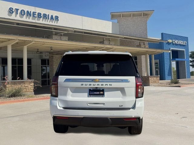 2024 Chevrolet Suburban LT - Photo 6