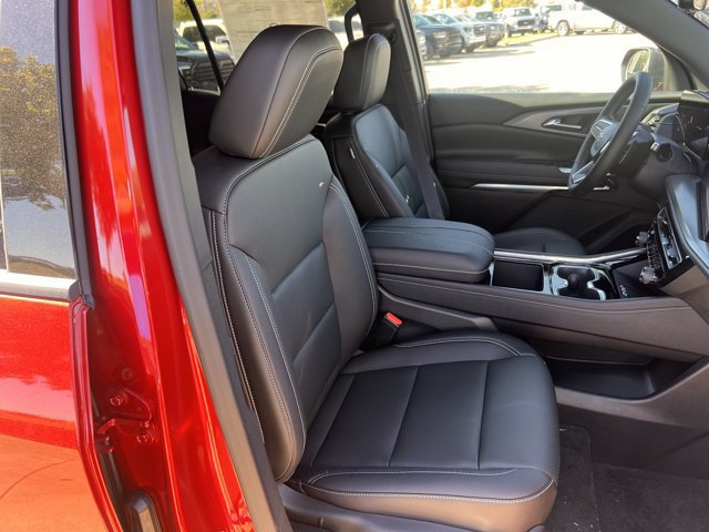 2027 Chevrolet Traverse LT - Photo 24