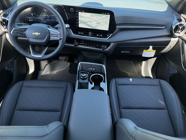 2027 Chevrolet Equinox LT - Photo 10