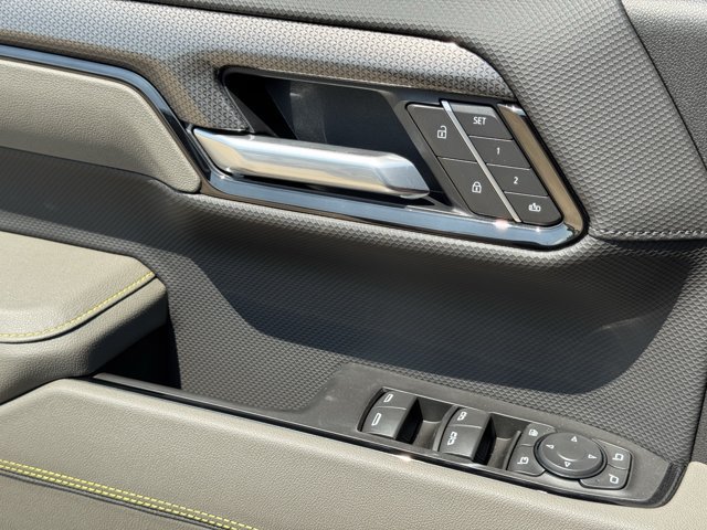 2026 Chevrolet Silverado 1500 ZR2 - Photo 19