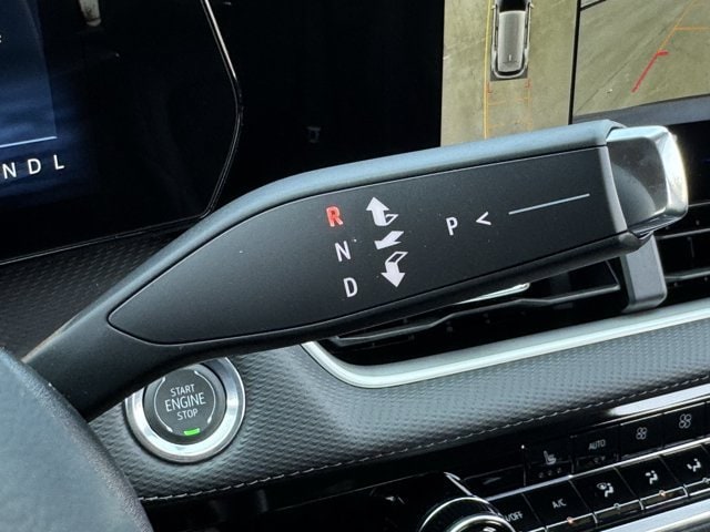 2027 Chevrolet Equinox LT - Photo 19
