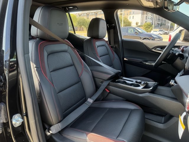 2027 Chevrolet Equinox RS - Photo 24