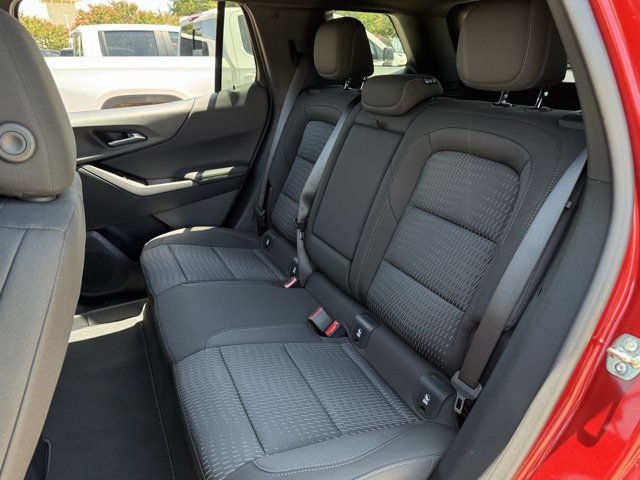 2027 Chevrolet Equinox LT - Photo 24