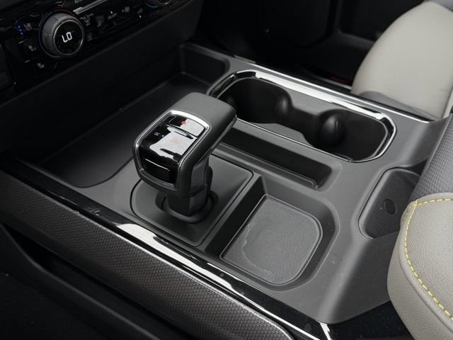 2026 Chevrolet Silverado 1500 ZR2 - Photo 16