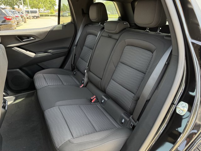2027 Chevrolet Equinox LT - Photo 23