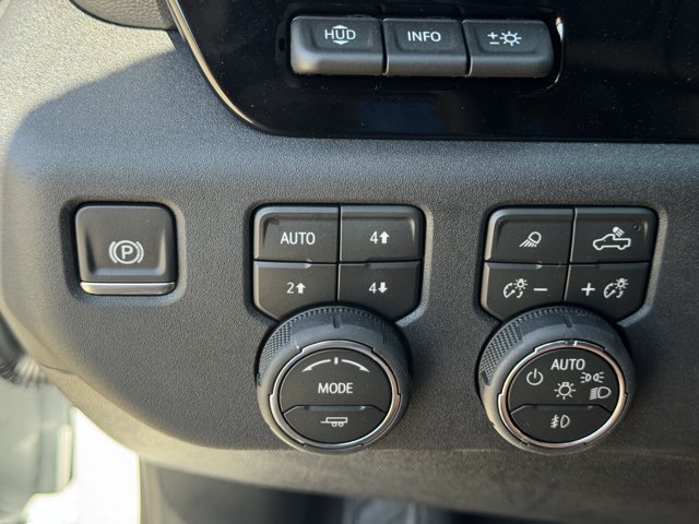2026 Chevrolet Silverado 2500 HD ZR2 - Photo 18