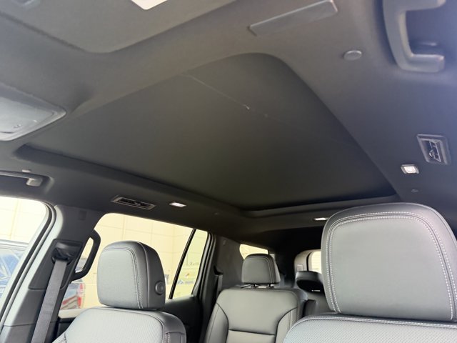 2027 Chevrolet Traverse LT - Photo 23