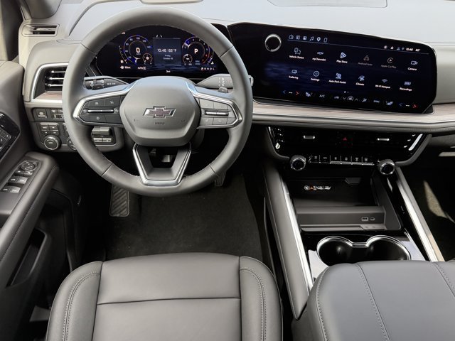 2027 Chevrolet Suburban Z71 - Photo 12
