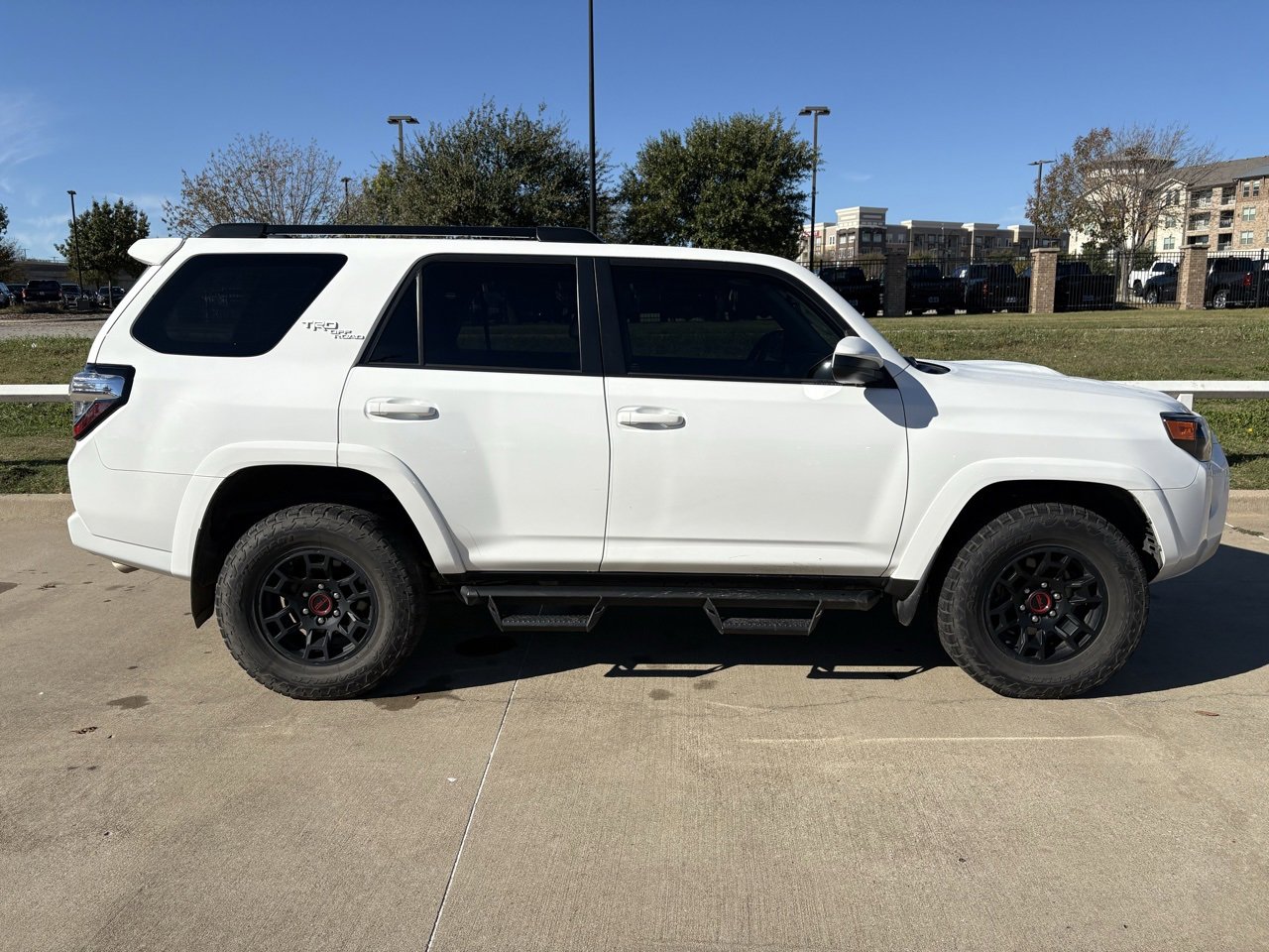 2022 Toyota 4Runner TRD photo 3