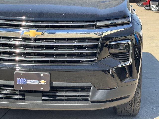 2027 Chevrolet Traverse LT - Photo 8