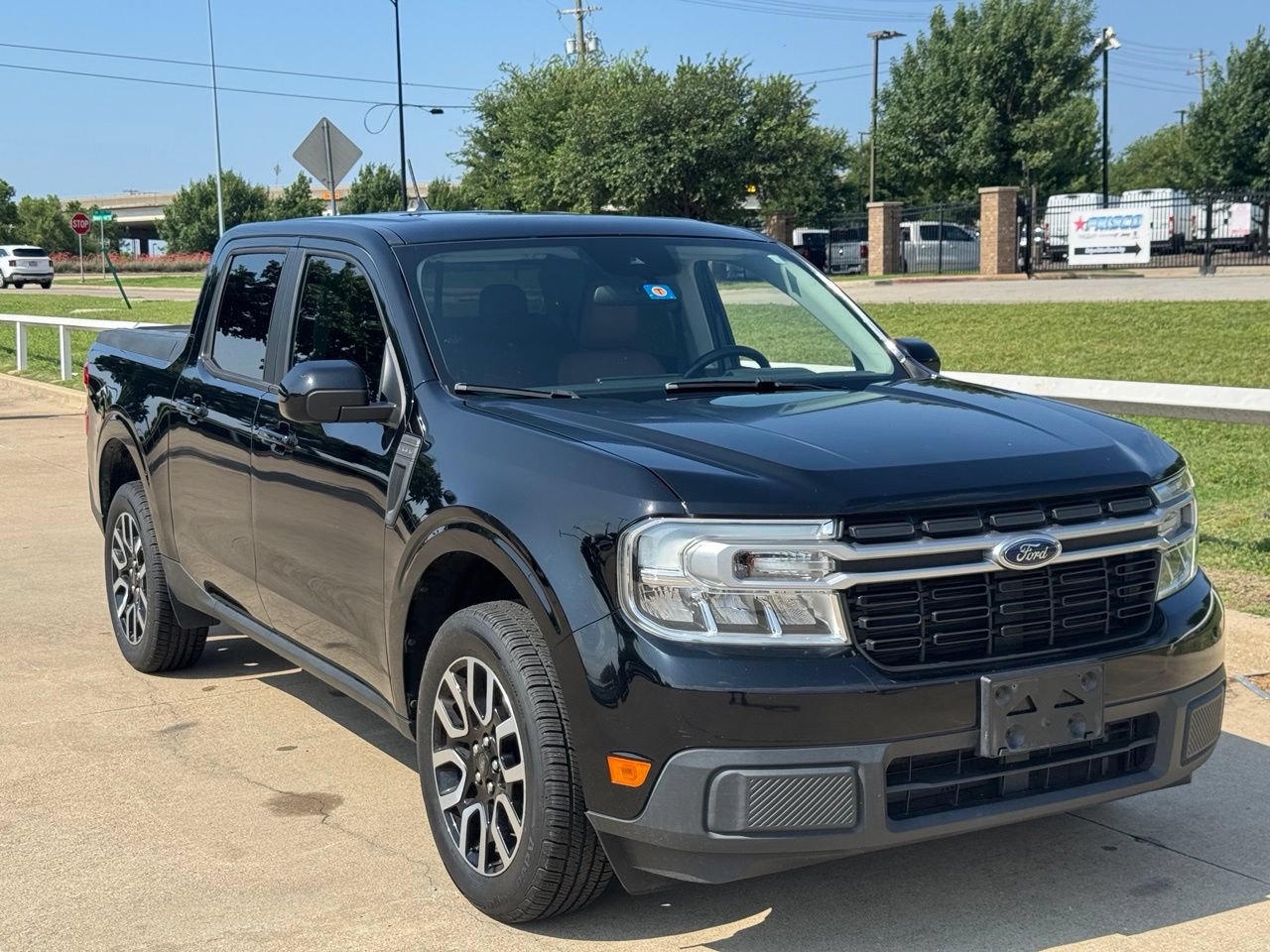 2022 Ford Maverick LARIAT FWD photo