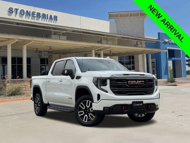 2024 GMC Sierra 4WD Crew Cab Short Box AT4's photo