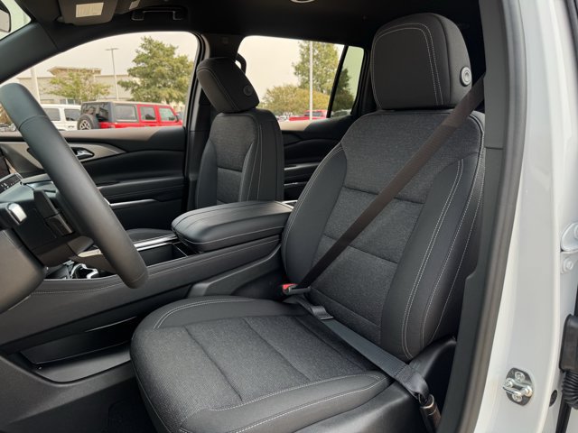 2027 Chevrolet Traverse LT - Photo 20