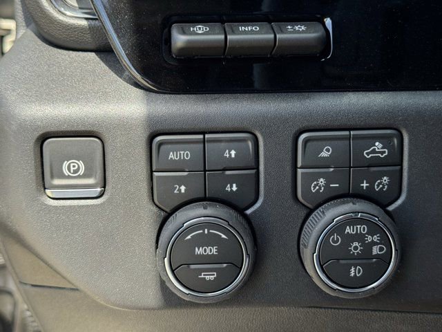 2026 Chevrolet Silverado 1500 ZR2 - Photo 18