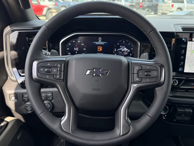 2026 Chevrolet Silverado 1500 ZR2 - Photo 12