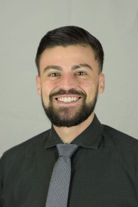 Staff member Andres Pardo from ID_7cf6ab9e6e90