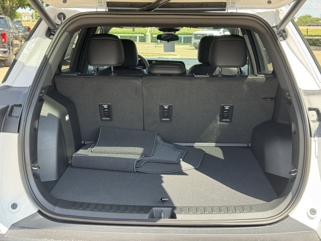 2027 Chevrolet Equinox LT - Photo 26
