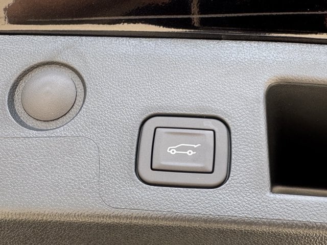 2027 Chevrolet Equinox LT - Photo 26