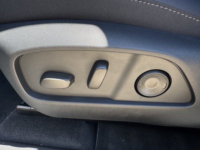 2027 Chevrolet Equinox LT - Photo 22