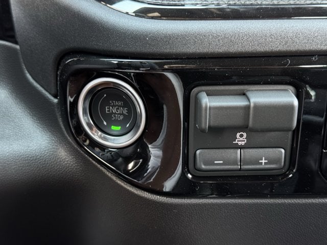 2026 Chevrolet Silverado 1500 ZR2 - Photo 15