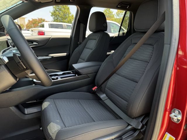 2027 Chevrolet Equinox LT - Photo 22