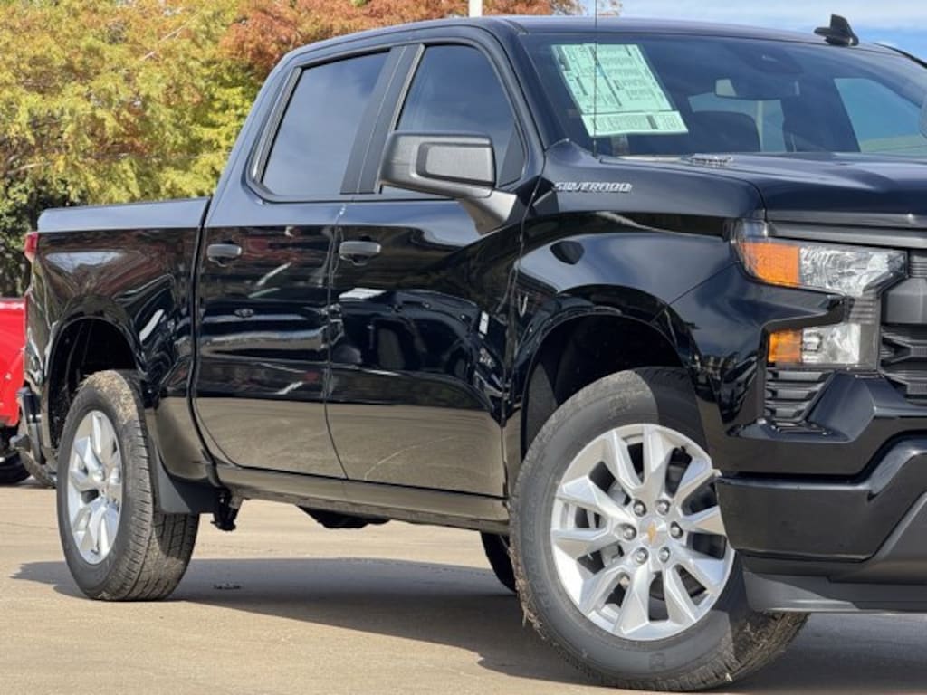 New 2026 Chevrolet Silverado 1500 Custom Truck Crew Cab