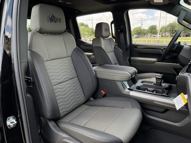 2026 Chevrolet Silverado 1500 ZR2 - Photo 25