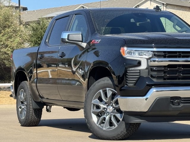 2026 Chevrolet Silverado 1500 LT - Photo 3