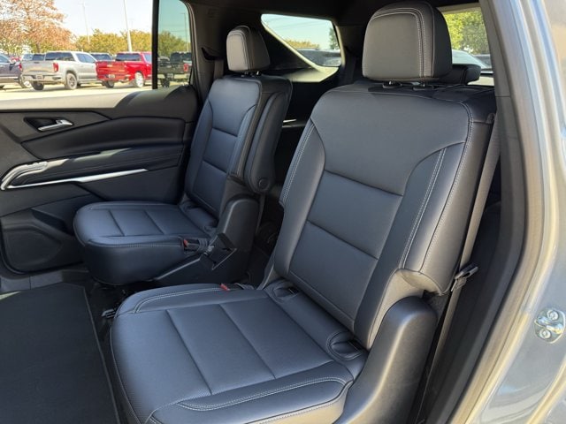2027 Chevrolet Traverse LT - Photo 22