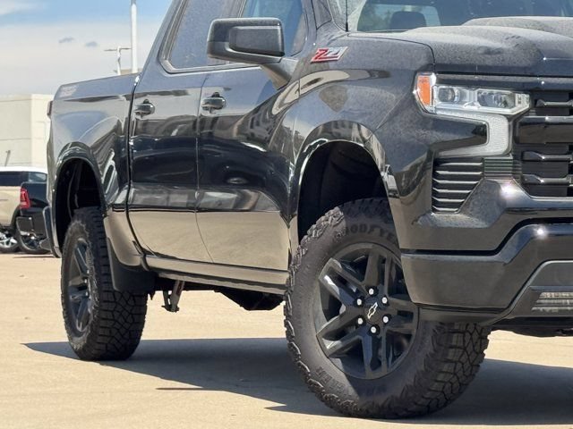 2026 Chevrolet Silverado 1500 LT Trail Boss - Photo 3