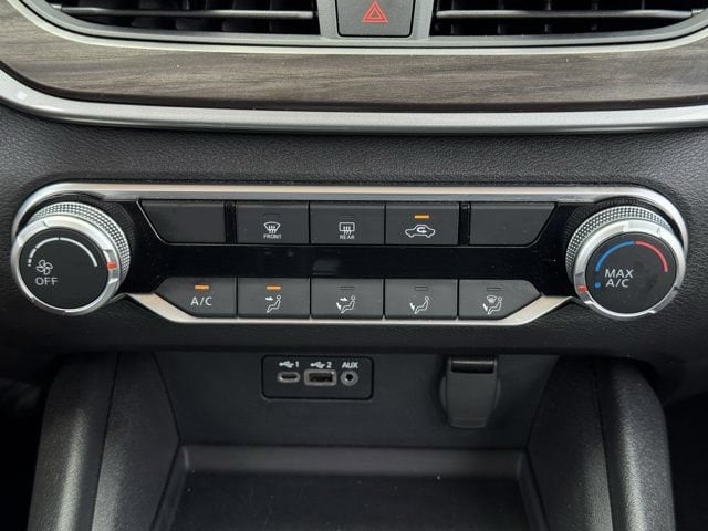 2025 Nissan Altima SV - Photo 18