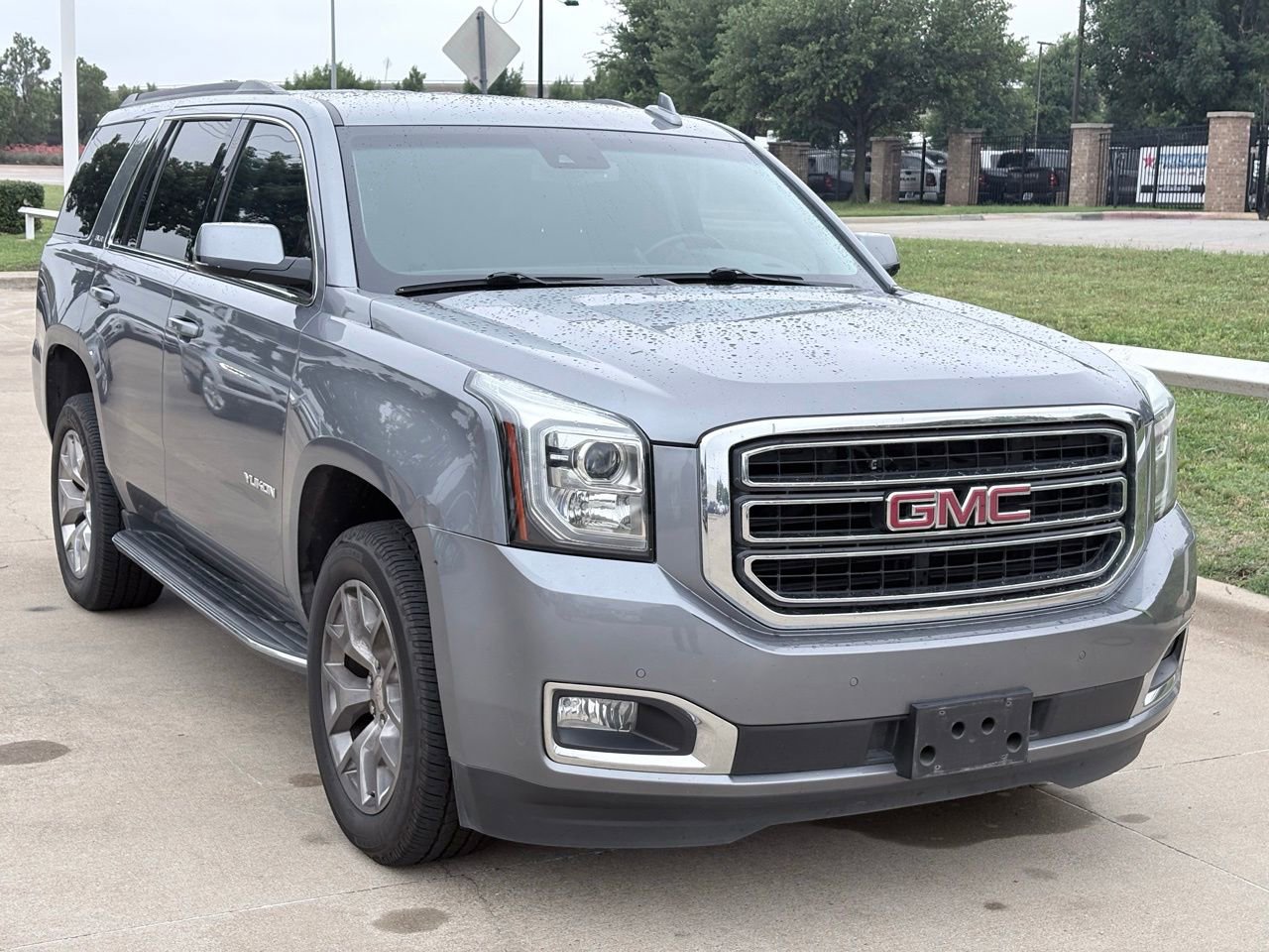 2018 GMC Yukon 4WD SLE's photo