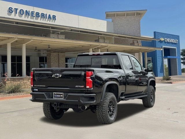 2026 Chevrolet Silverado 2500 HD ZR2 - Photo 6