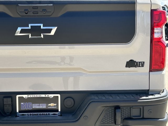 2026 Chevrolet Silverado 1500 ZR2 - Photo 6