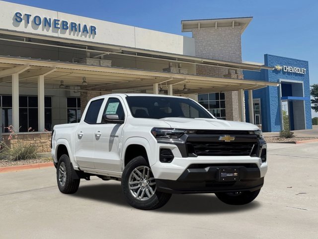 2026 Chevrolet Colorado LT photo 2