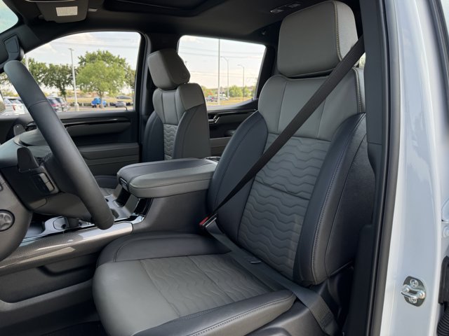 2026 Chevrolet Silverado 1500 ZR2 - Photo 21