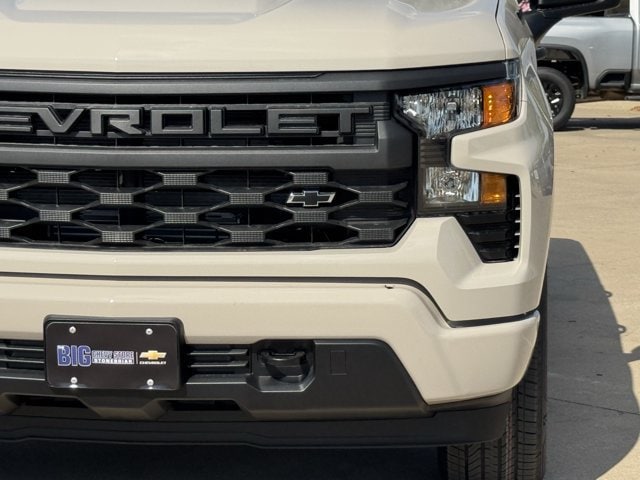2026 Chevrolet Silverado 1500 Custom - Photo 9