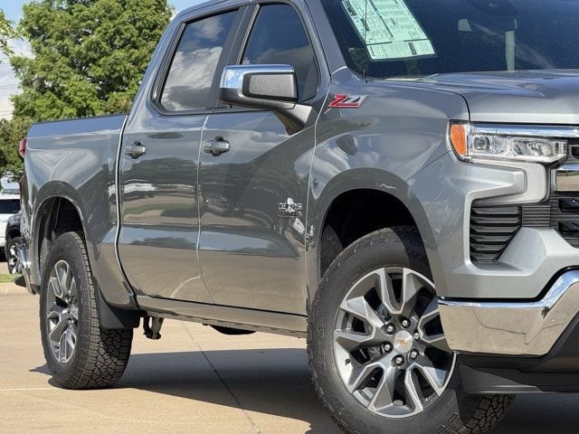 2026 Chevrolet Silverado 1500 LT - Photo 3