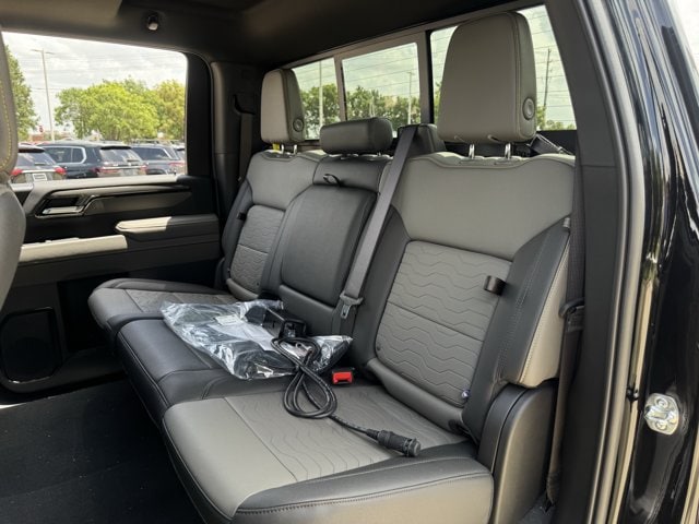 2026 Chevrolet Silverado 2500 HD ZR2 - Photo 23