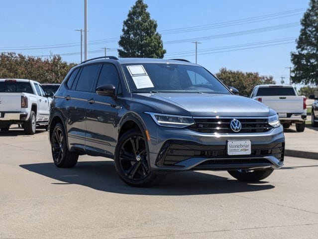 Used 2023 Volkswagen Tiguan SE R-LINE BLACK with VIN 3VVCB7AX9PM137264 for sale in Frisco, TX